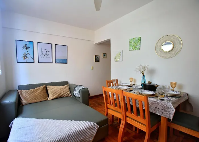 50 M Da Praia Do Forte Cabo Frio Rj, 2 Quartos Sendo Que 1 Com Ar Condicionado ,Cozinha ,2 Banheiros, Garagem Wi Fi